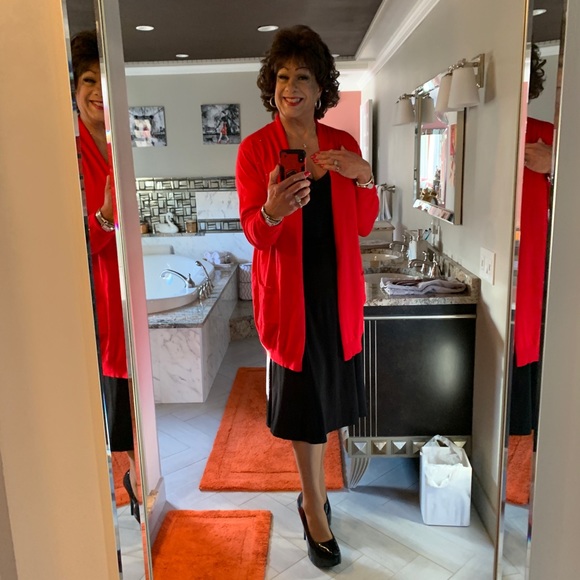 Meet Your Posher - Picture 15 of 16